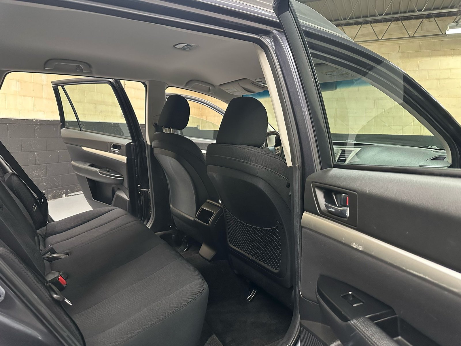 								Subaru Outback 2012 full									