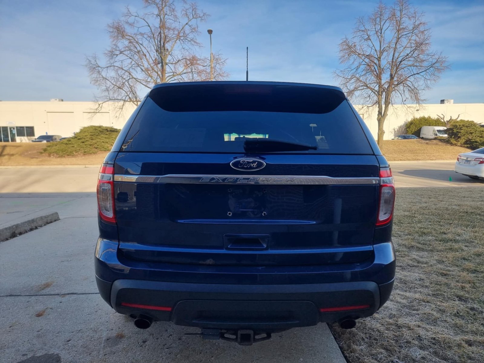 								Ford Explorer 2012 full									