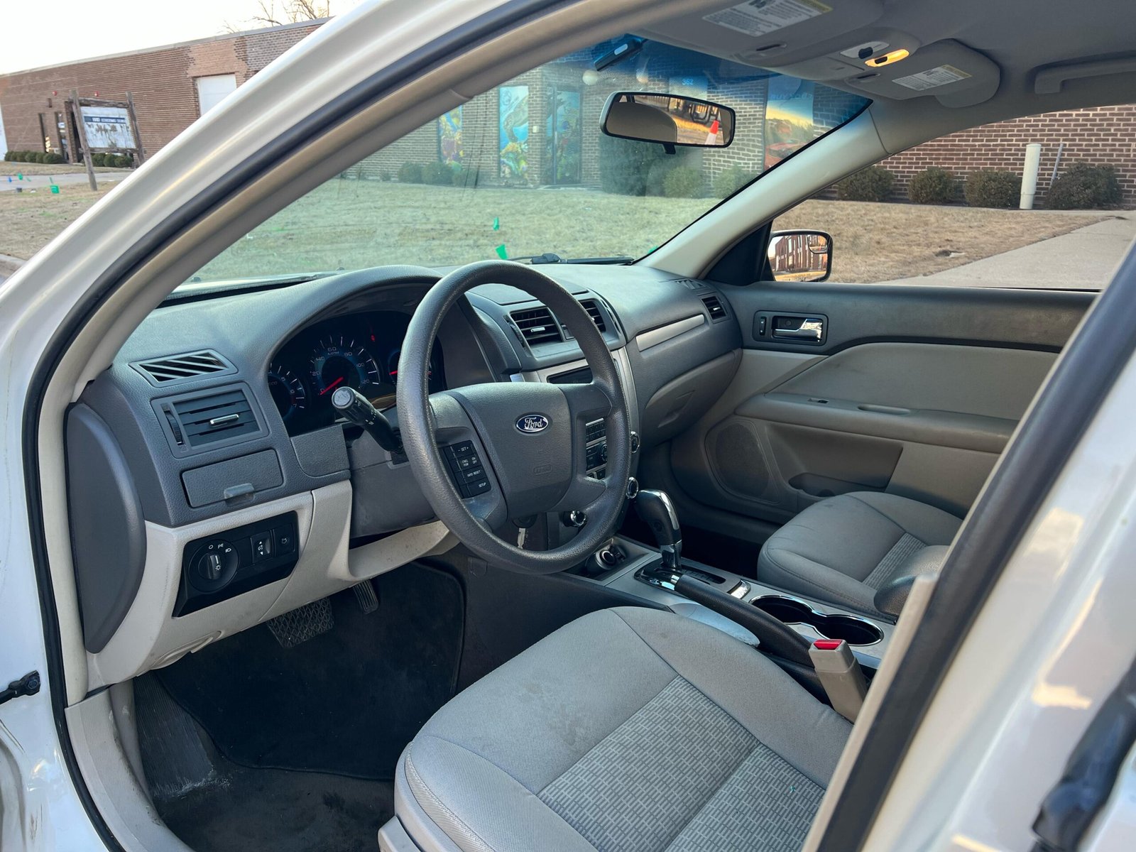 								Ford Fusion 2011 full									