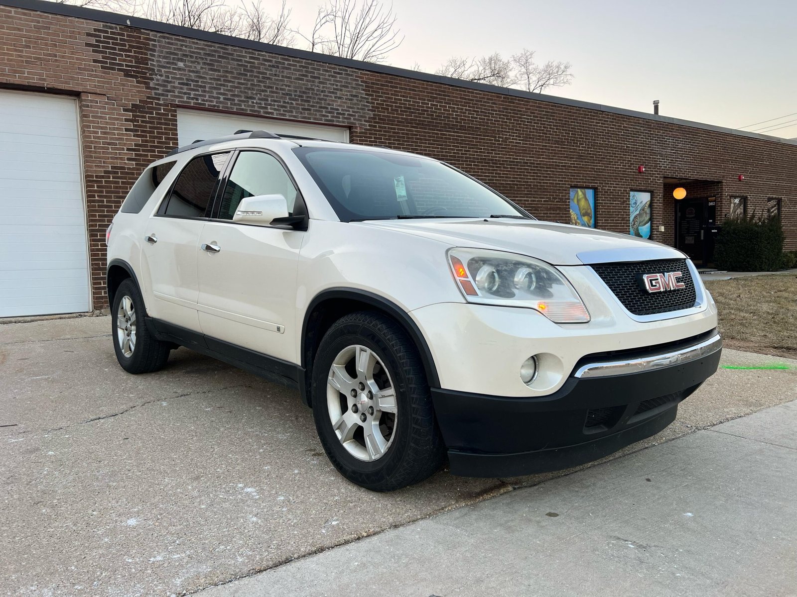 								GMC Acadia 2010 full									