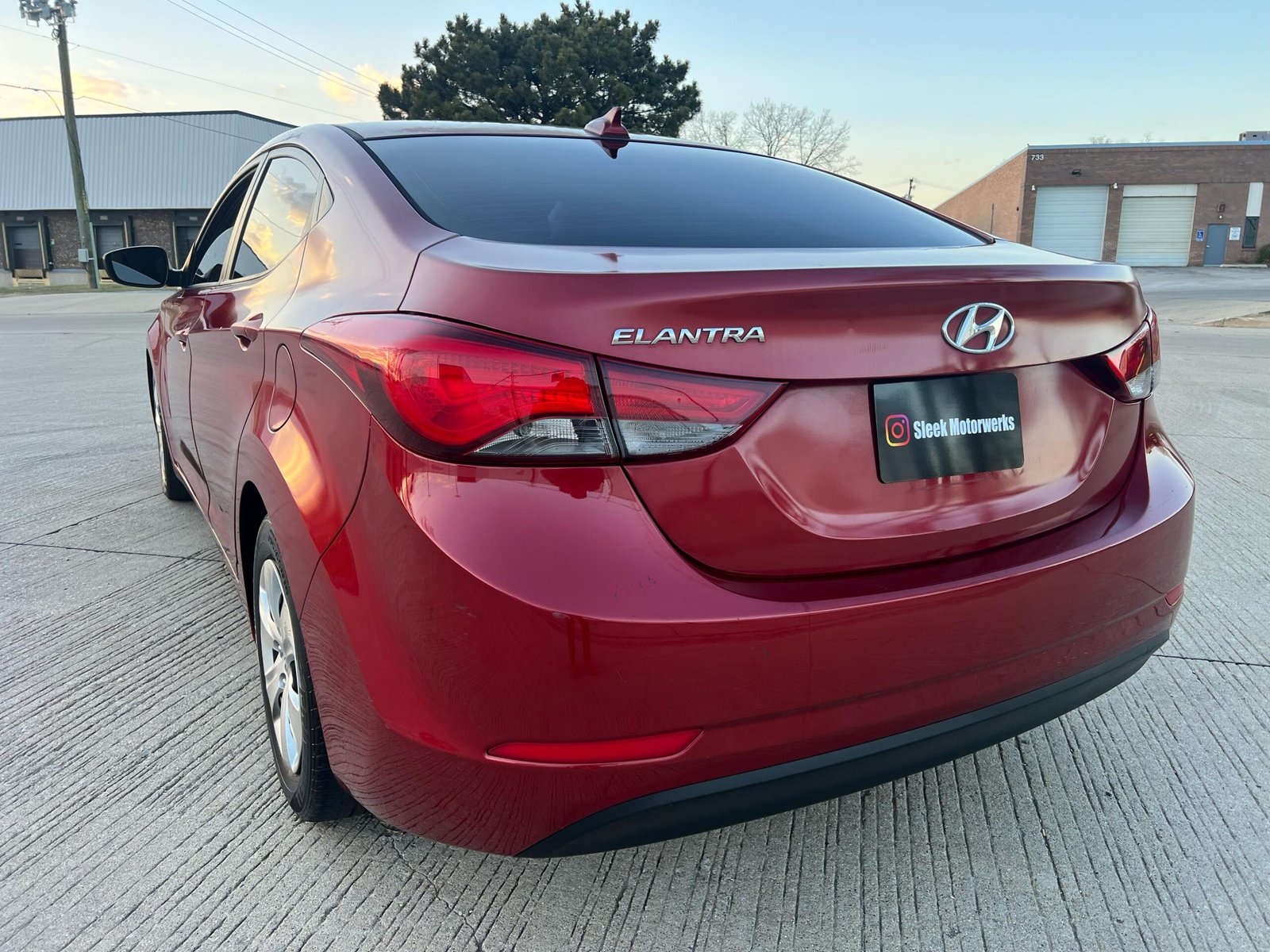 								Hyundai Elantra 2016 full									