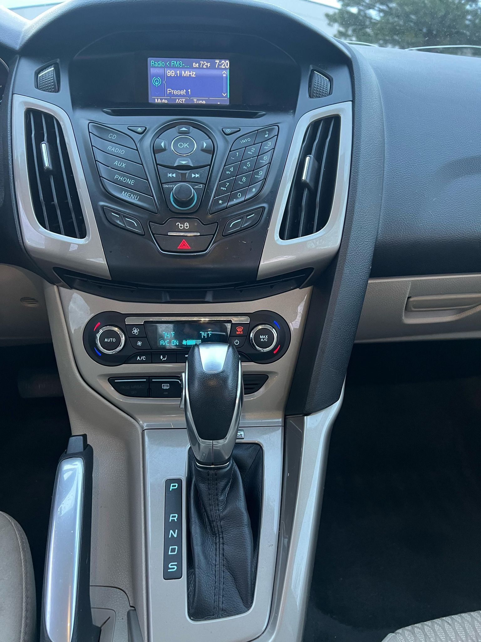 								Ford Focus SEL 2012 full									