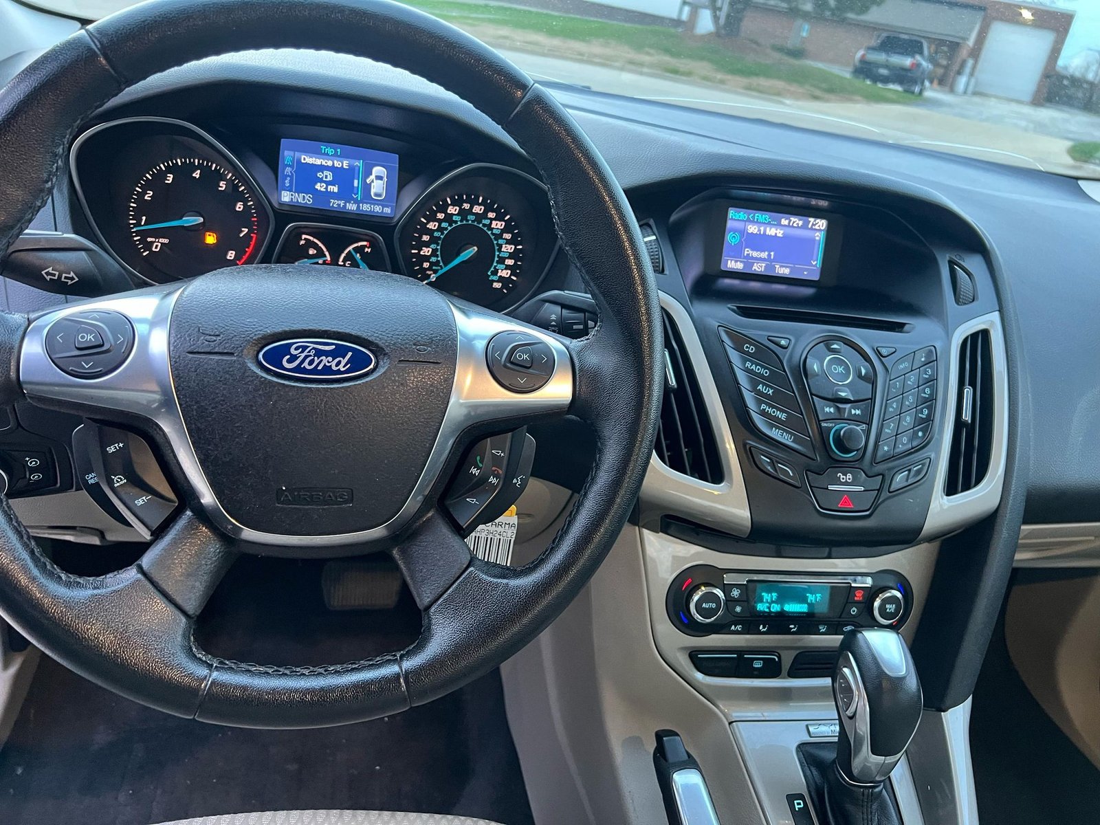 								Ford Focus SEL 2012 full									