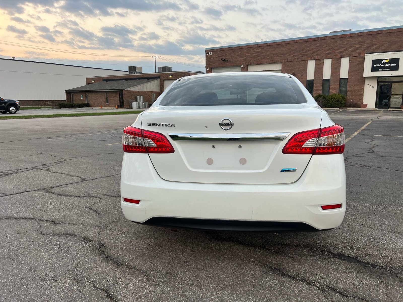 								Nissan Sentra 2013 full									